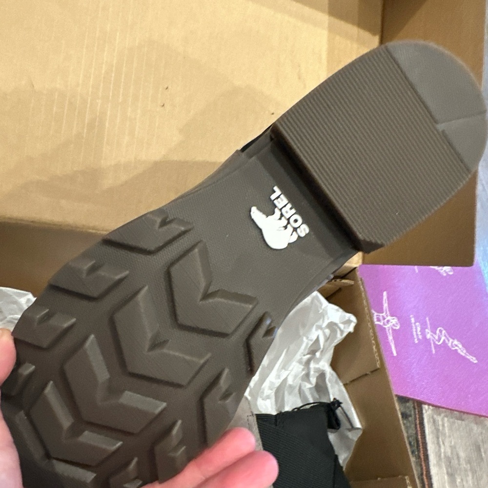 Women's Gray and Black Chelsea Boots - Picture 8 of 11